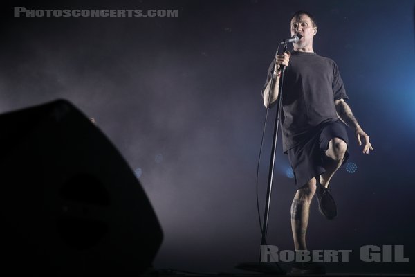 SLEAFORD MODS - 2024-05-24 - ANGERS - Le Chabada - Scene Reverberation - Jason Williamson